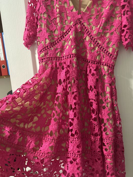 Vand rochita Motivi,marime M,fara eticheta