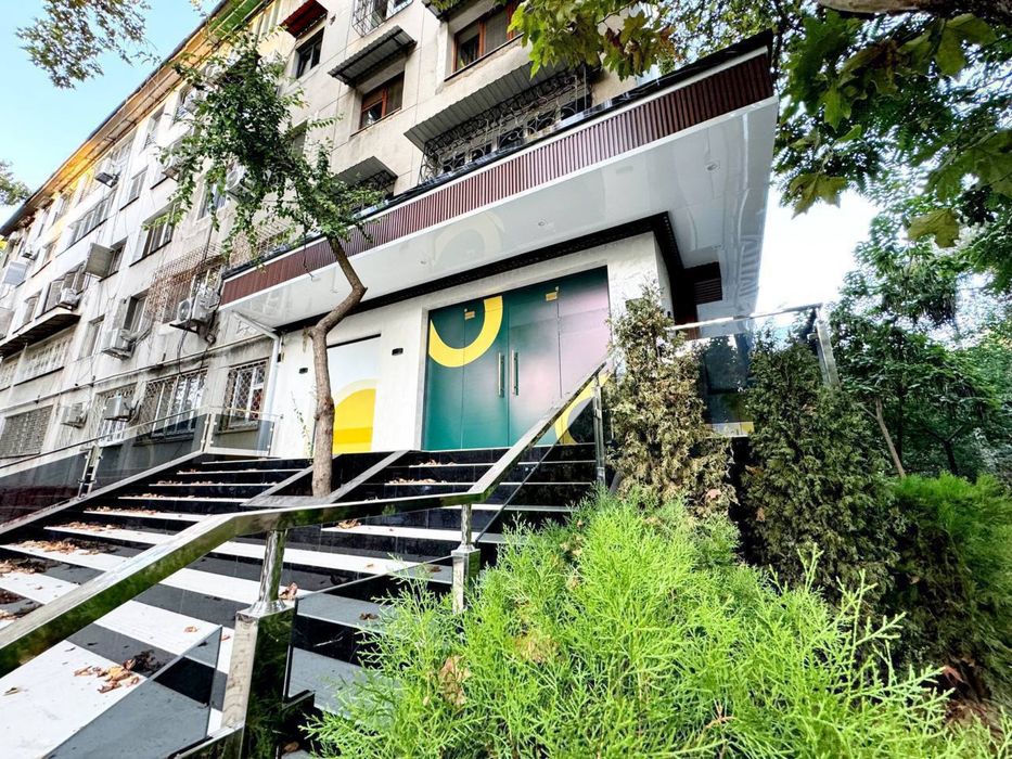 НЕЖИЛОЕ ПОМЕЩЕНИЯ Продаётся Ц.1 Ор-р Экорн Бон 1/Линия 125.м2