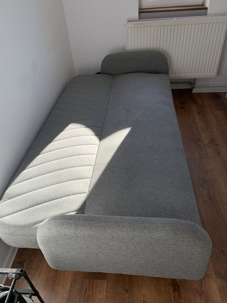 Canapea extensibila de vanzare