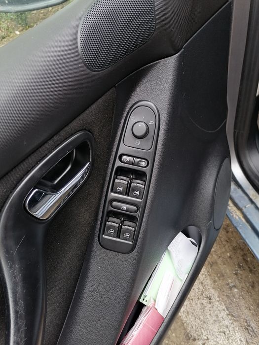 Vând Seat Leon an 2006,1.6.benzină