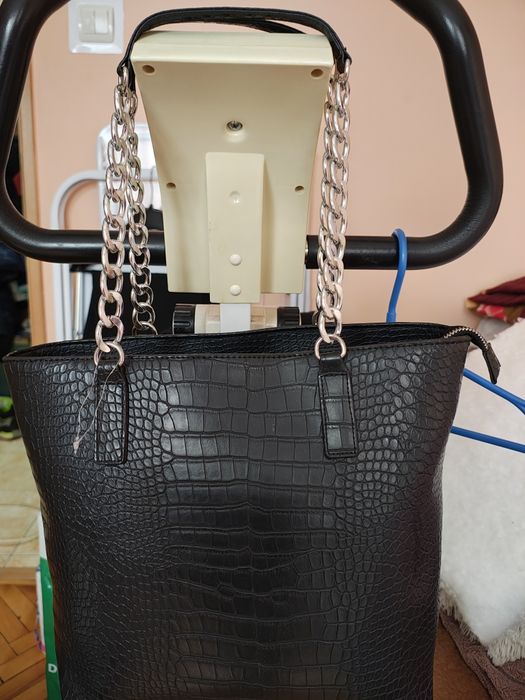 Geanta dama nou de umăr