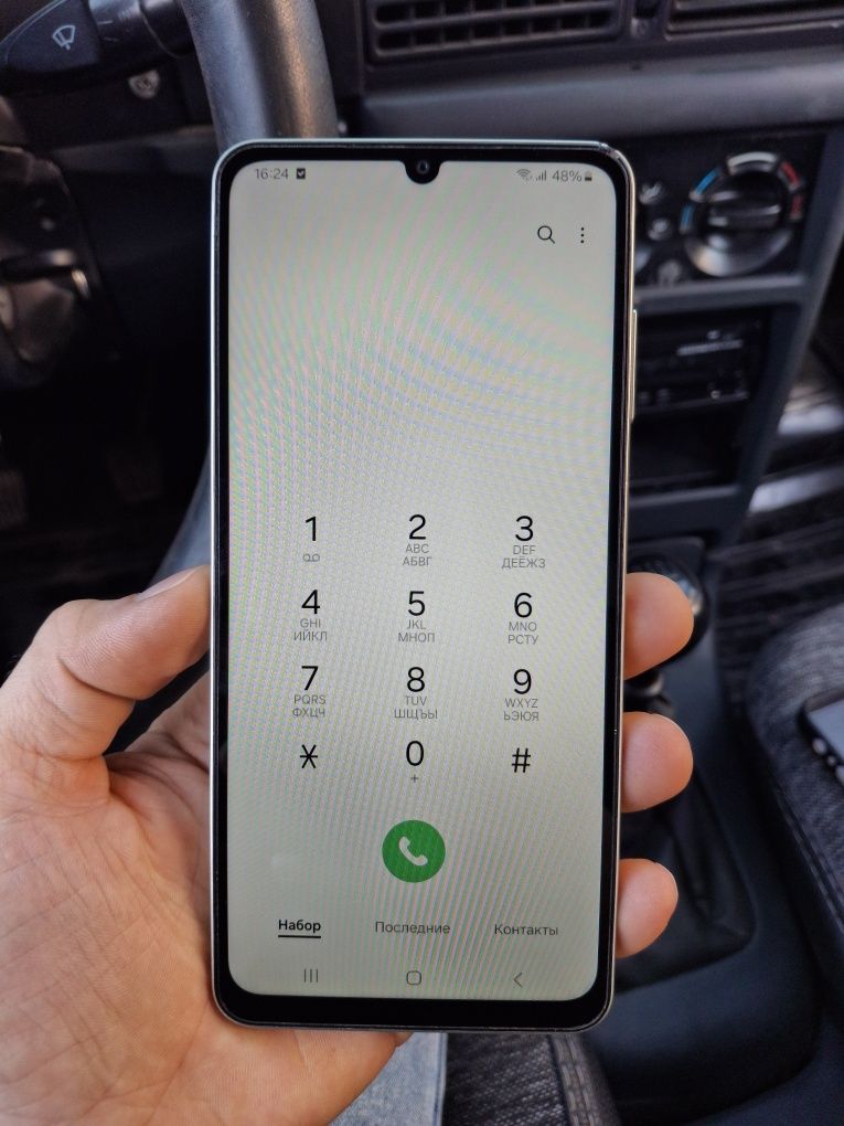 Samsung A06 4/64GB xolati yaxwi xamma joyi.iwlidi