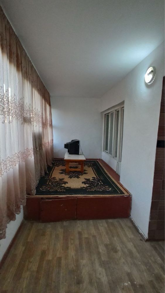 Minor metro Ц5 2/4/4 balkon 2/6 srochno sotiladi