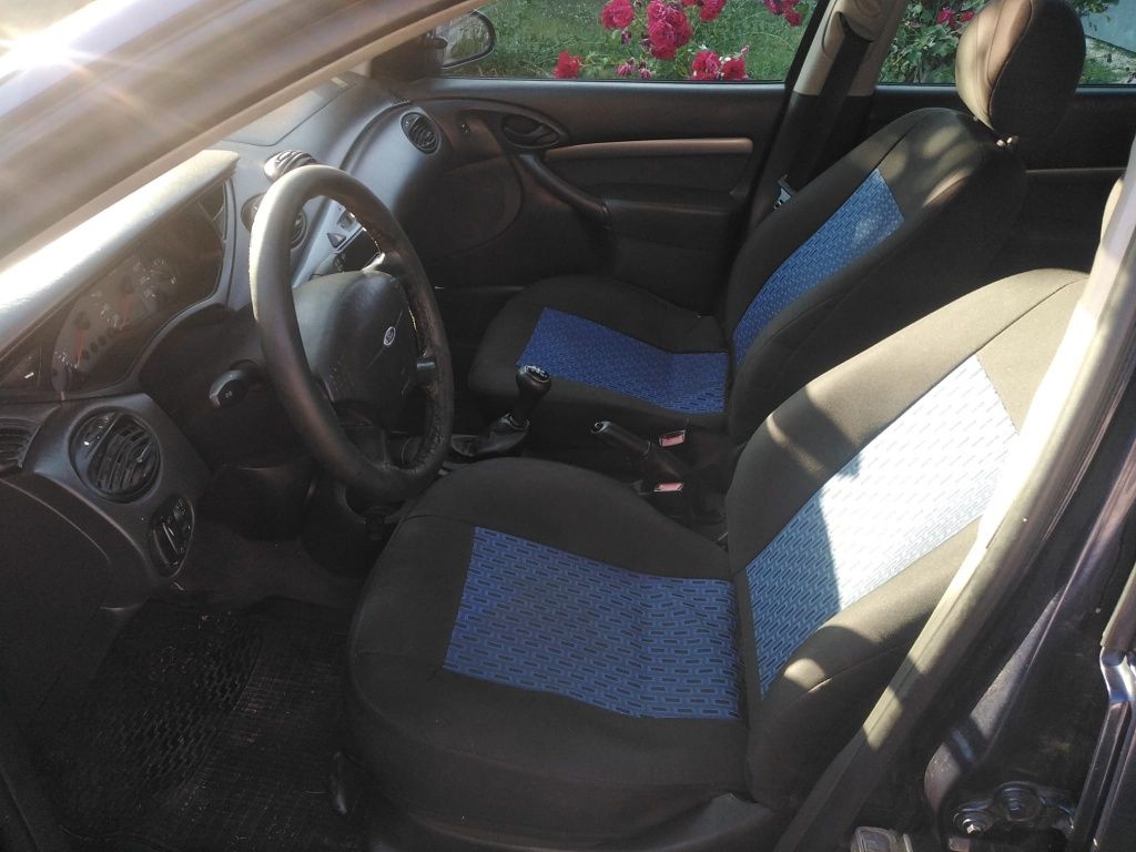 Ford focus  1,6 benzină