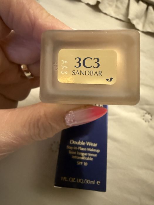 Фон дьо тен  Estee Lauder