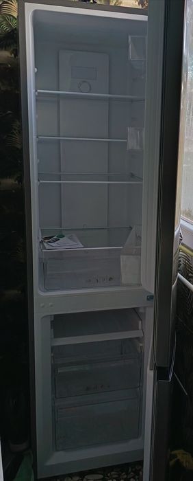 Frigider de vânzare