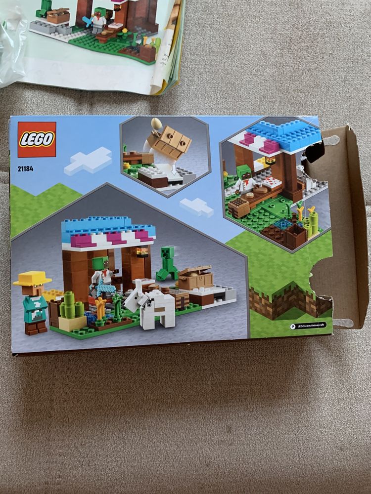 Lego Minecraft “The Bakery” 21184