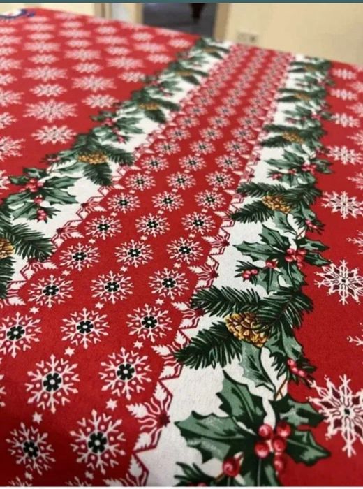 Новогодняя скатерть 150*220 см