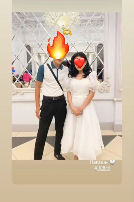 Ақ көйлек сатылады