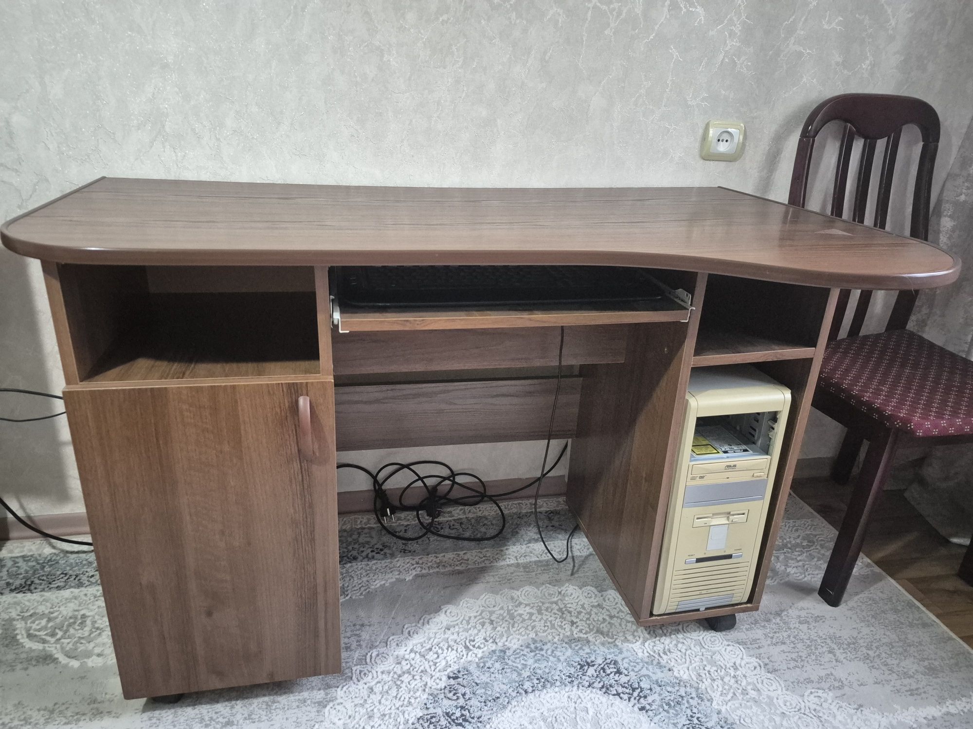 Письменный стол-парта