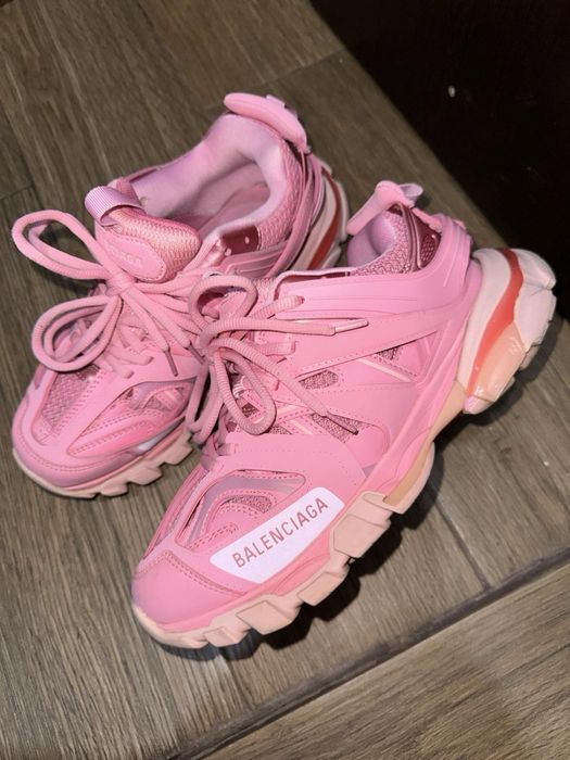 Balenciaga Track