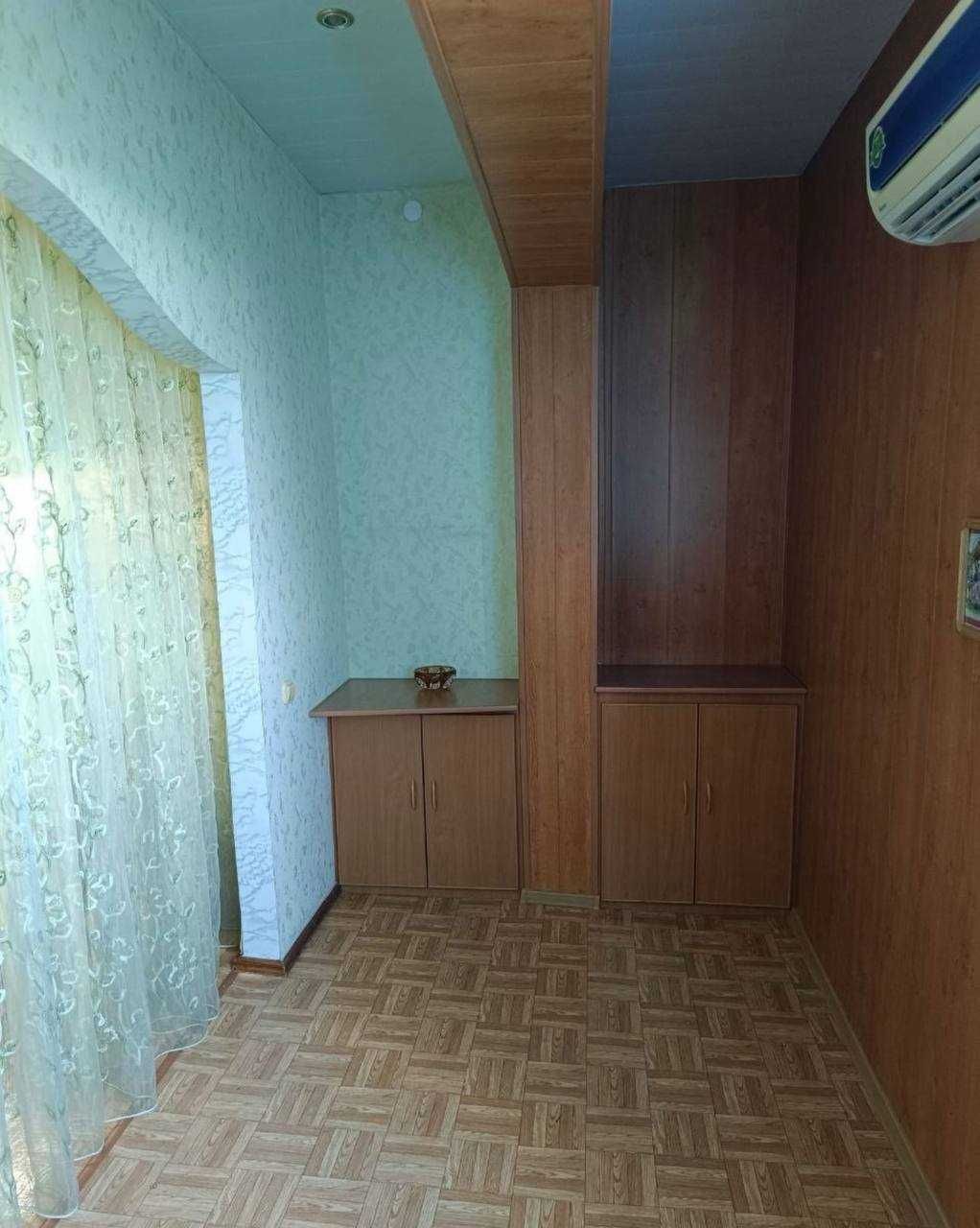 Продаются две квартиры в общем коридоре, ориентир  Яккасарайский РОВД