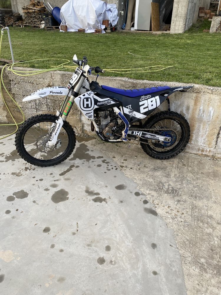 Husqvarna fc 250 2016 в отлично състояние с 2 режима на каране!!!