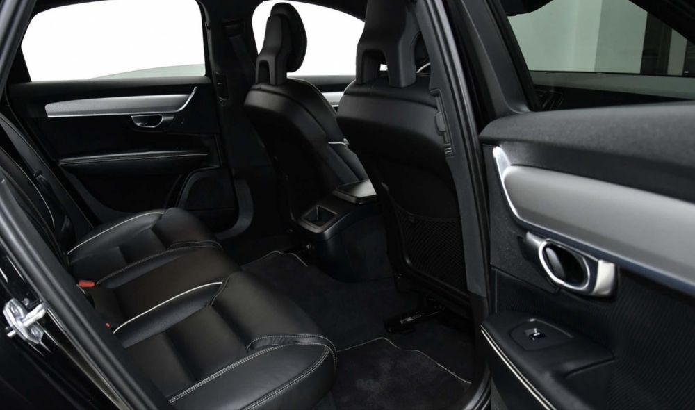 Volvo s90 t6 r design