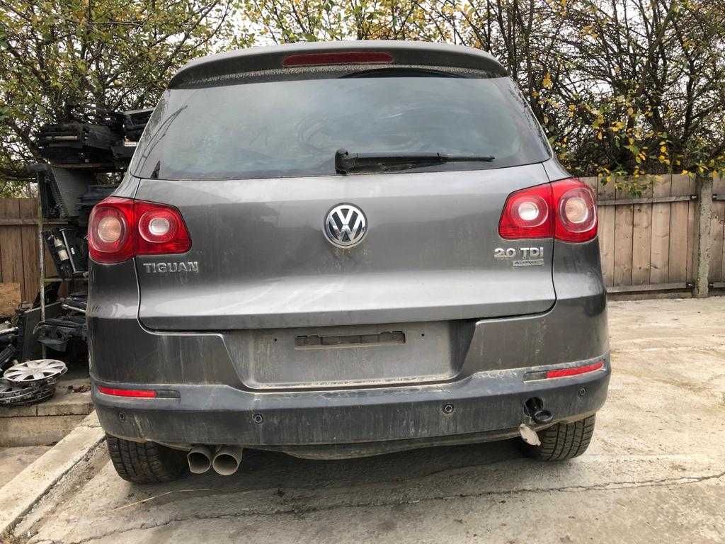 Etrieri spate electrici Vw Tiguan 2011