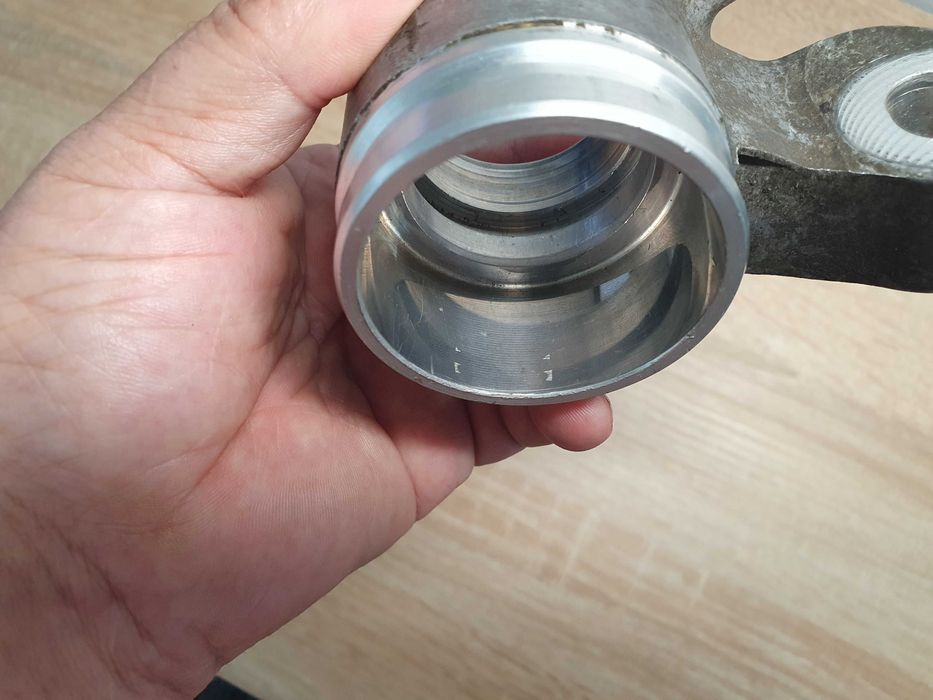 Bucsa bucse caseta de directie: Nissan Qashqai (J11) / Renault Kadjar