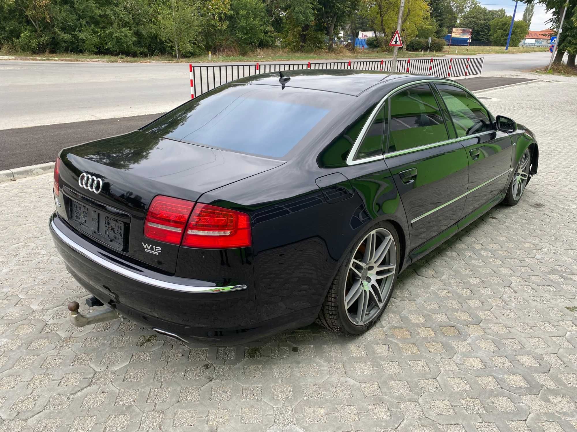 Audi A8 W12 6.0 На Части