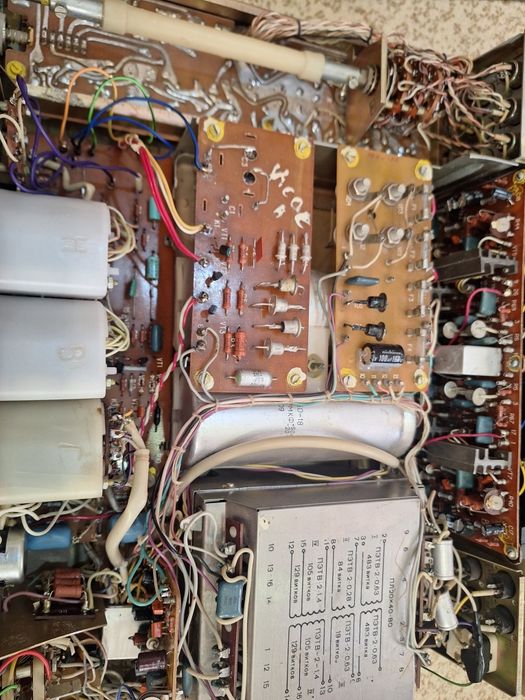 Усилитель "Бриг 001" в рабочем состояние. После профилактике