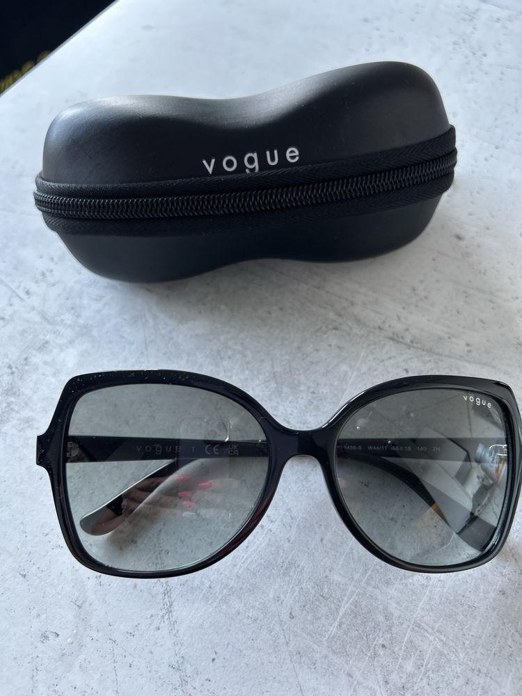 Слънчеви очила Vogue