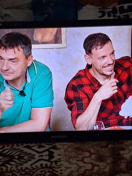 Телевизор Самсунг 24