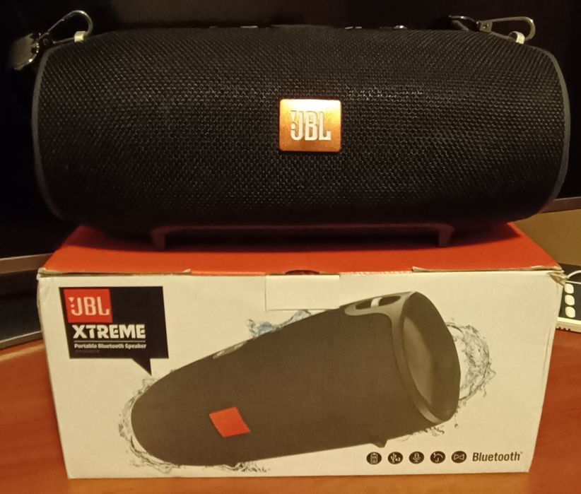 Тонколона JBL Xtreme