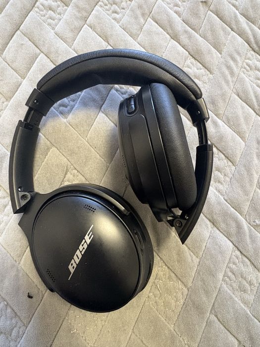 Наушники Bose почти новая