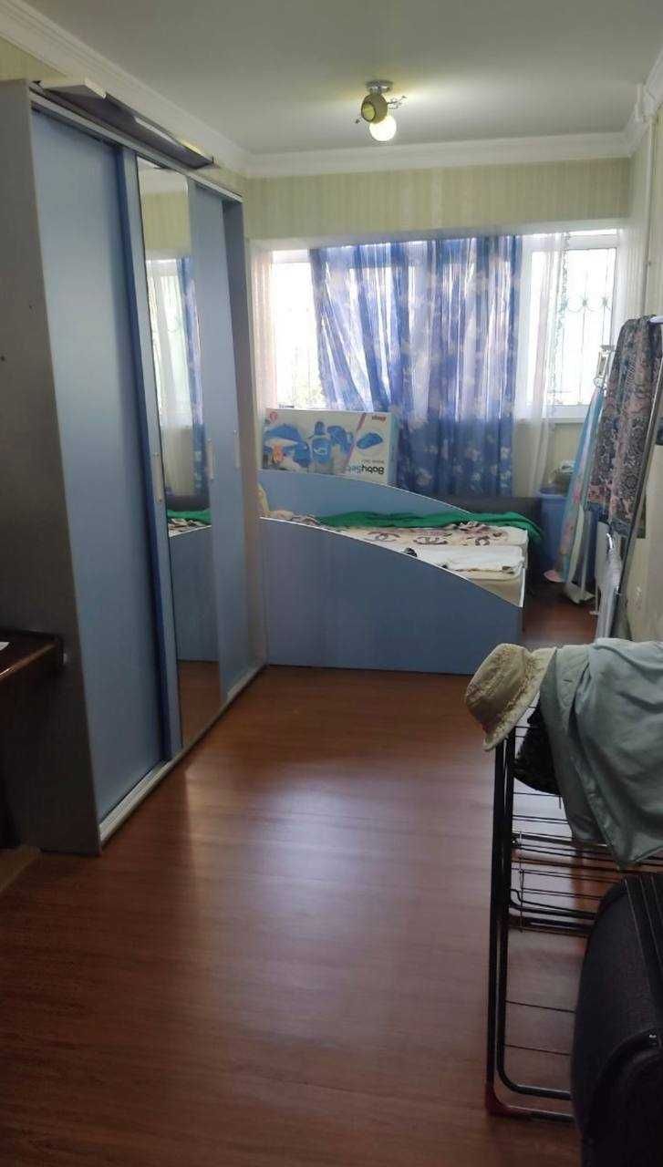 ц5 2/5/9 метро Минор продается квартира , 60м2