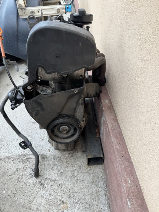 Vand motor Golf V, cod motor BCA cu galerie de admisie si evacuare