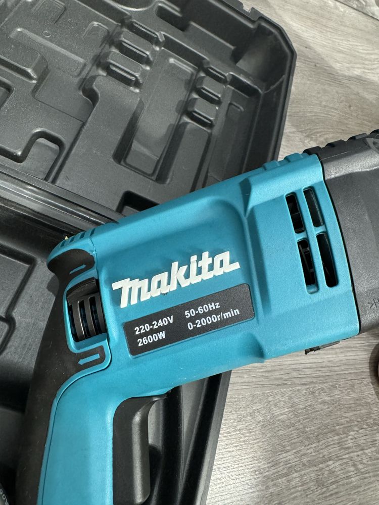 Перфоратор Bosh, Makita, ураган!