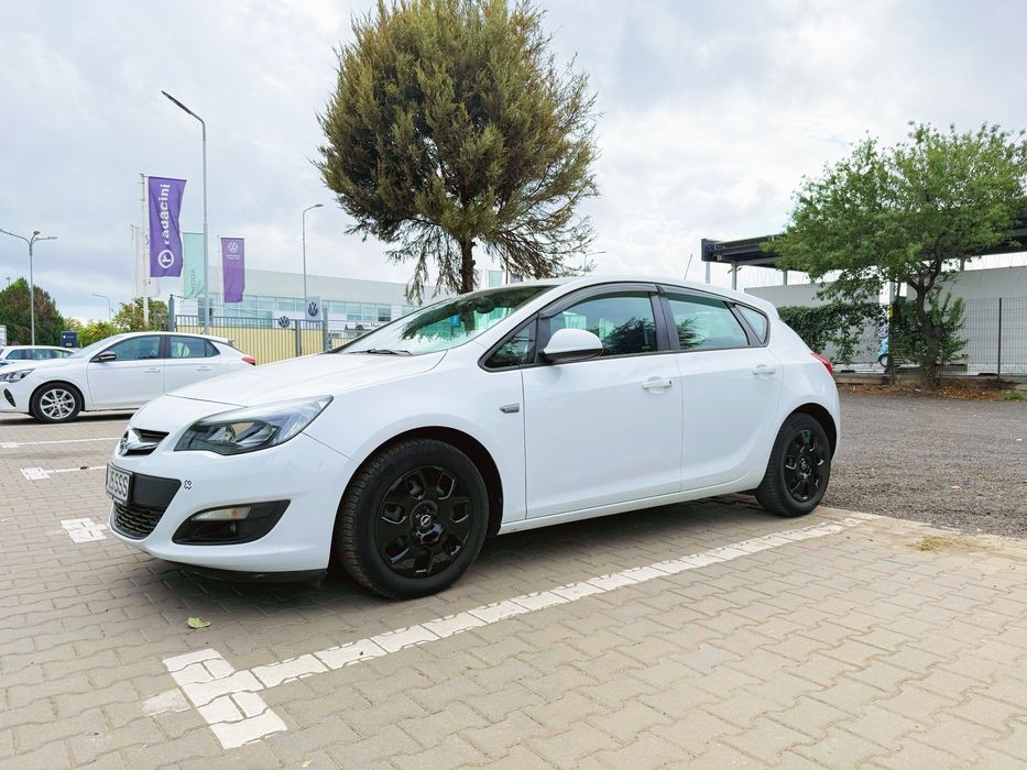 Inchiriez Auto / Rent a Car Constanta/Inchiriez masini