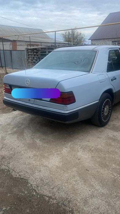 Продам Мерседес Е 200  124 кузов