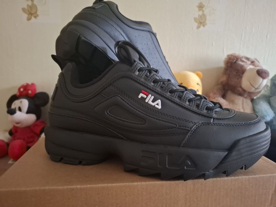 Маратонки FILA 44 номер