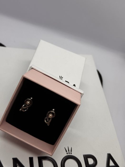 Пандора обеци Pandora