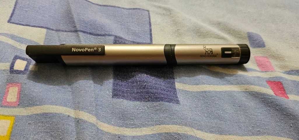 NovoPen 3 Silver and Black Insulin Pen and case