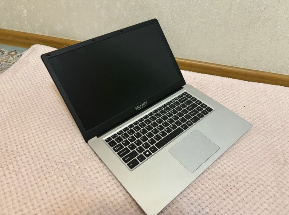 Срочно ноутбук продам