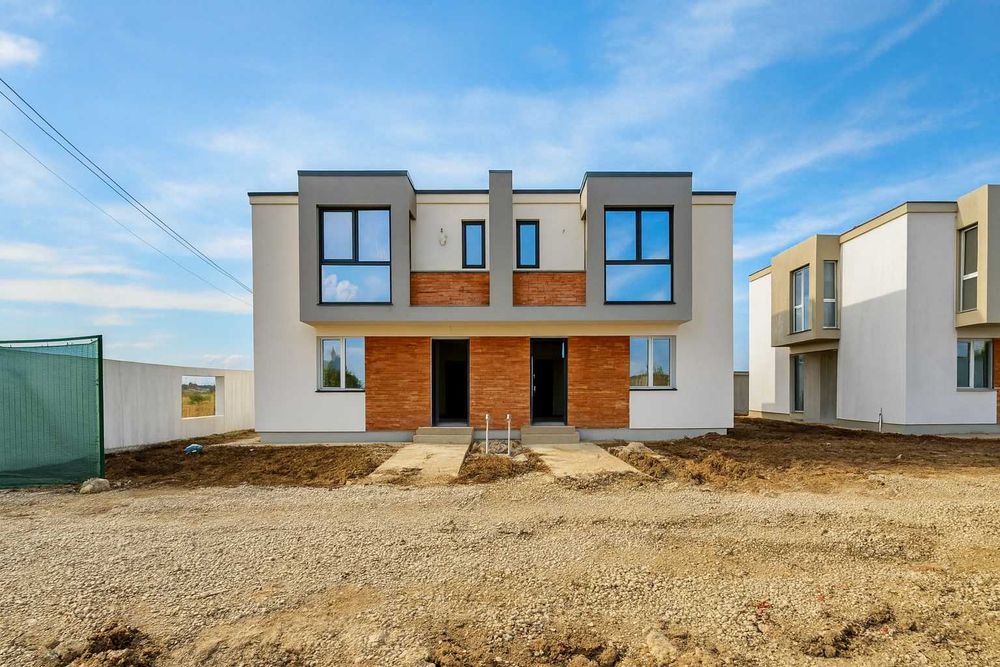 Vile individuale Tunari-Complex Teilor 77 : 202.000 Euro+TVA