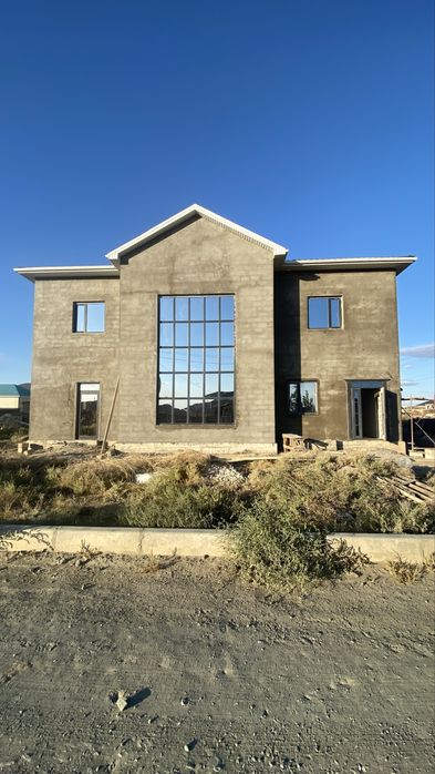 Тез арада осы уйлер сатылады