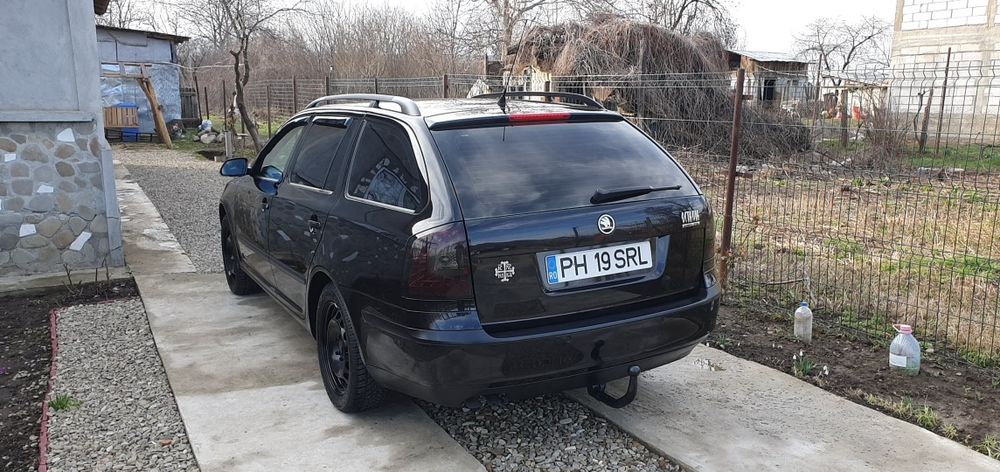 Vând Skoda octavia 2