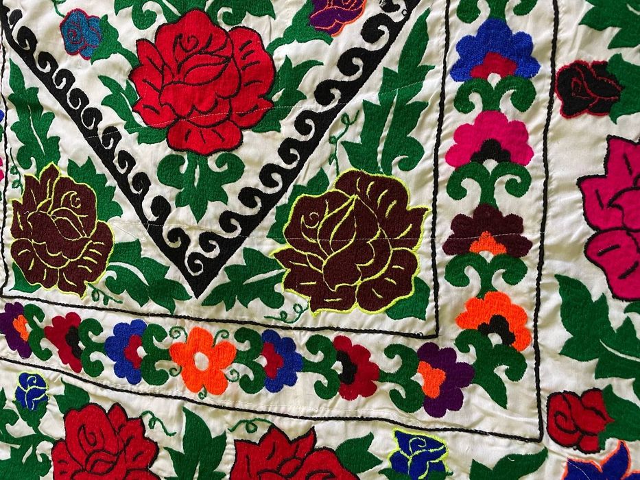 Qo'lda tikilgan kashta, handmade