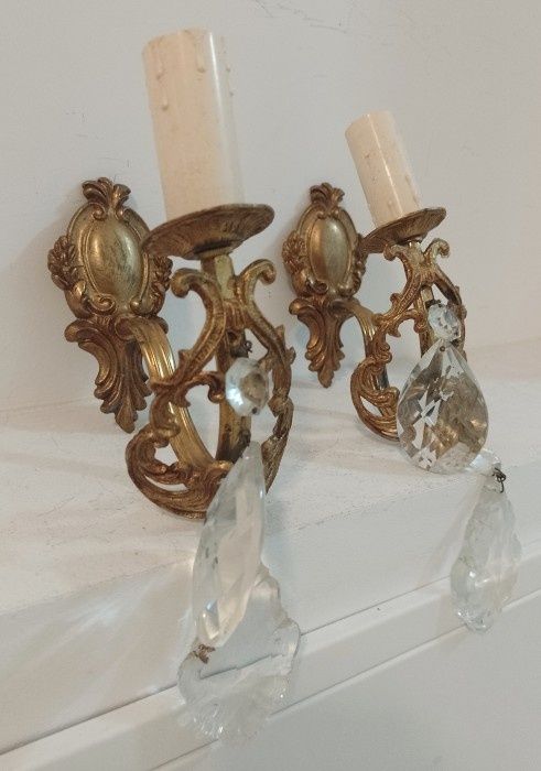 Deosebit set de aplice antice din bronz cu elemente din cristal