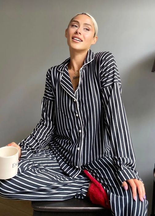 Pijama dama nou cu etichetă!