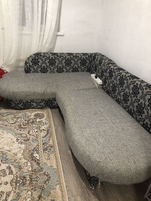 отдам диван даром