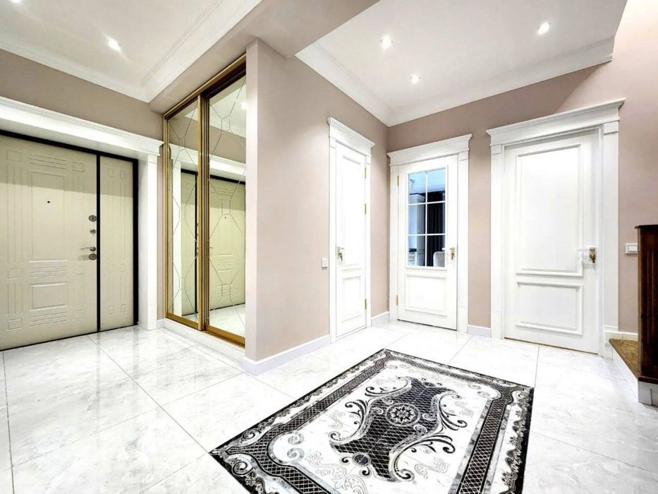 Габус на Чехова! Прекрасная 4х комнатная квартира в центре ташкента!