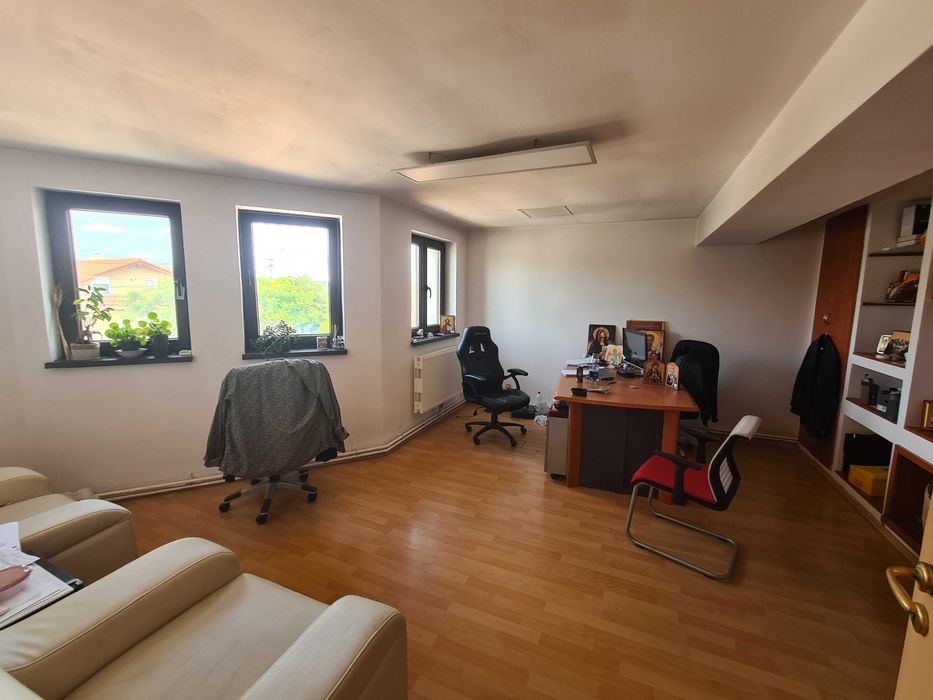 Clădire Modernă 663 mp, Pentru Școală, Grădiniță/Centru Educațional