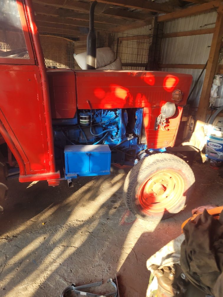 Tractor vr445cu utilaje