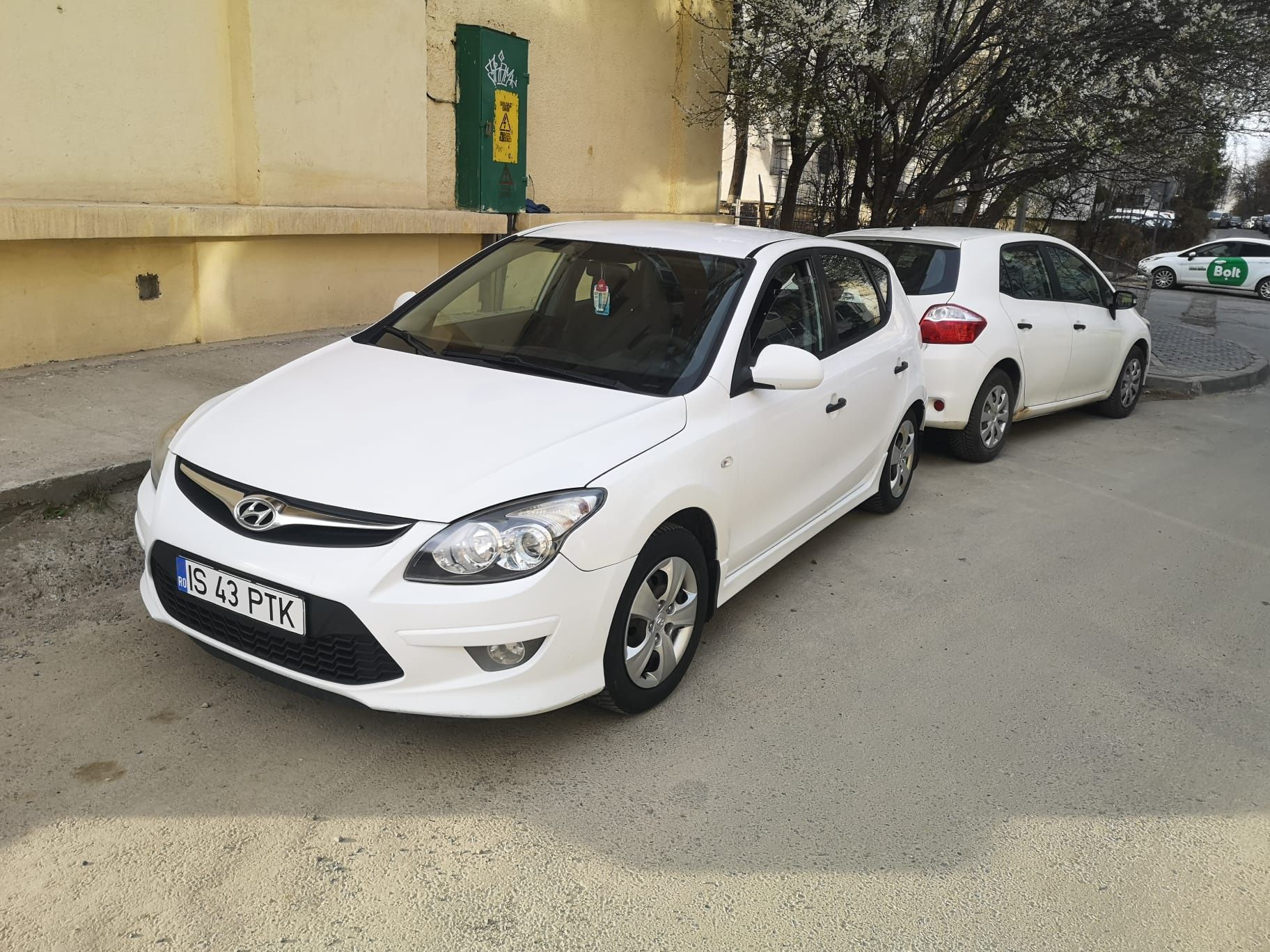 Hyundai i30/20011/1.6 diesel/2690euro