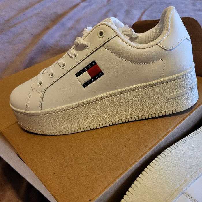 Adidasi Tommy Jeans