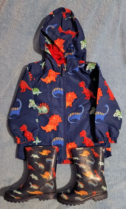 Set geaca si cizmulite de ploaie Next