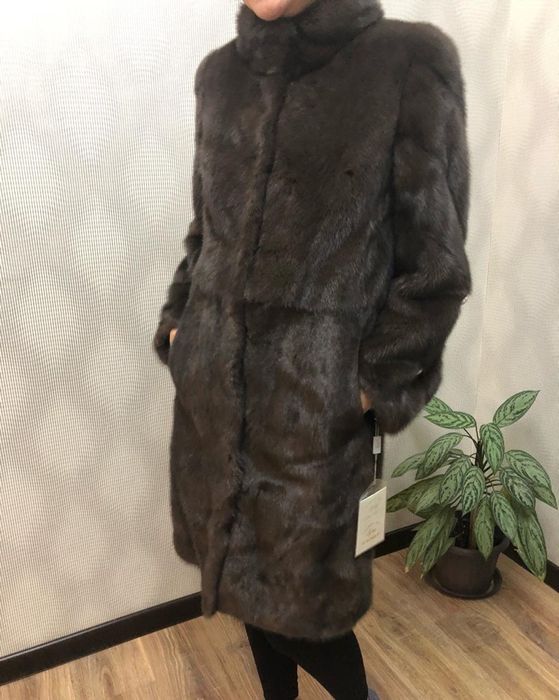 Продам новую Норковую Шубу