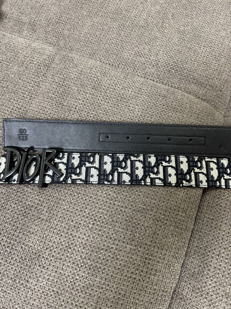 Колани о prada,dior,feragamo,fendi,hermes,loewe,chanel